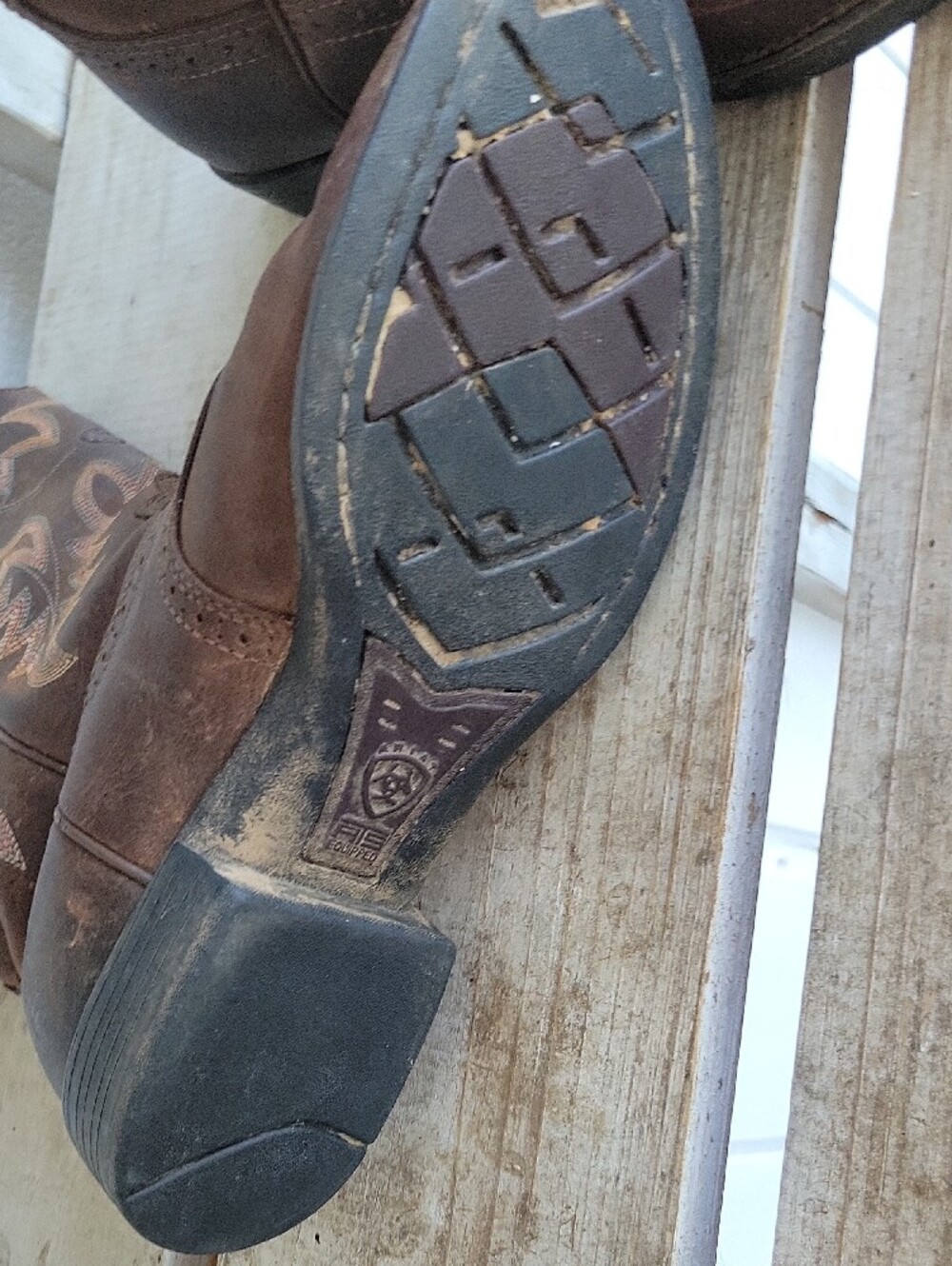 Ariat Brown Leather Cowboy Boots with Pink Lining 10B - Picture 8 of 12